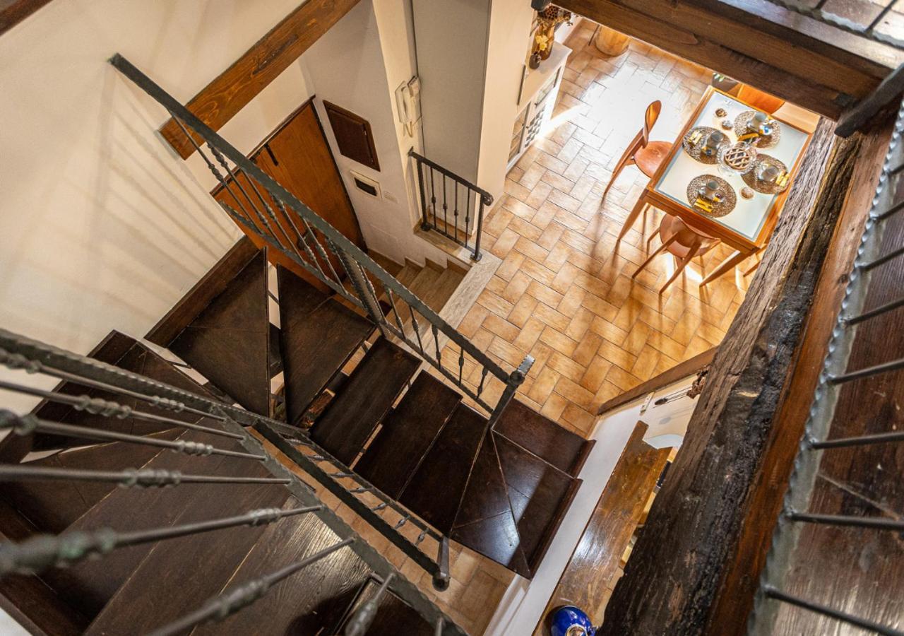 La Casa Di Pepe Bed & Breakfast ซูตรี ภายนอก รูปภาพ