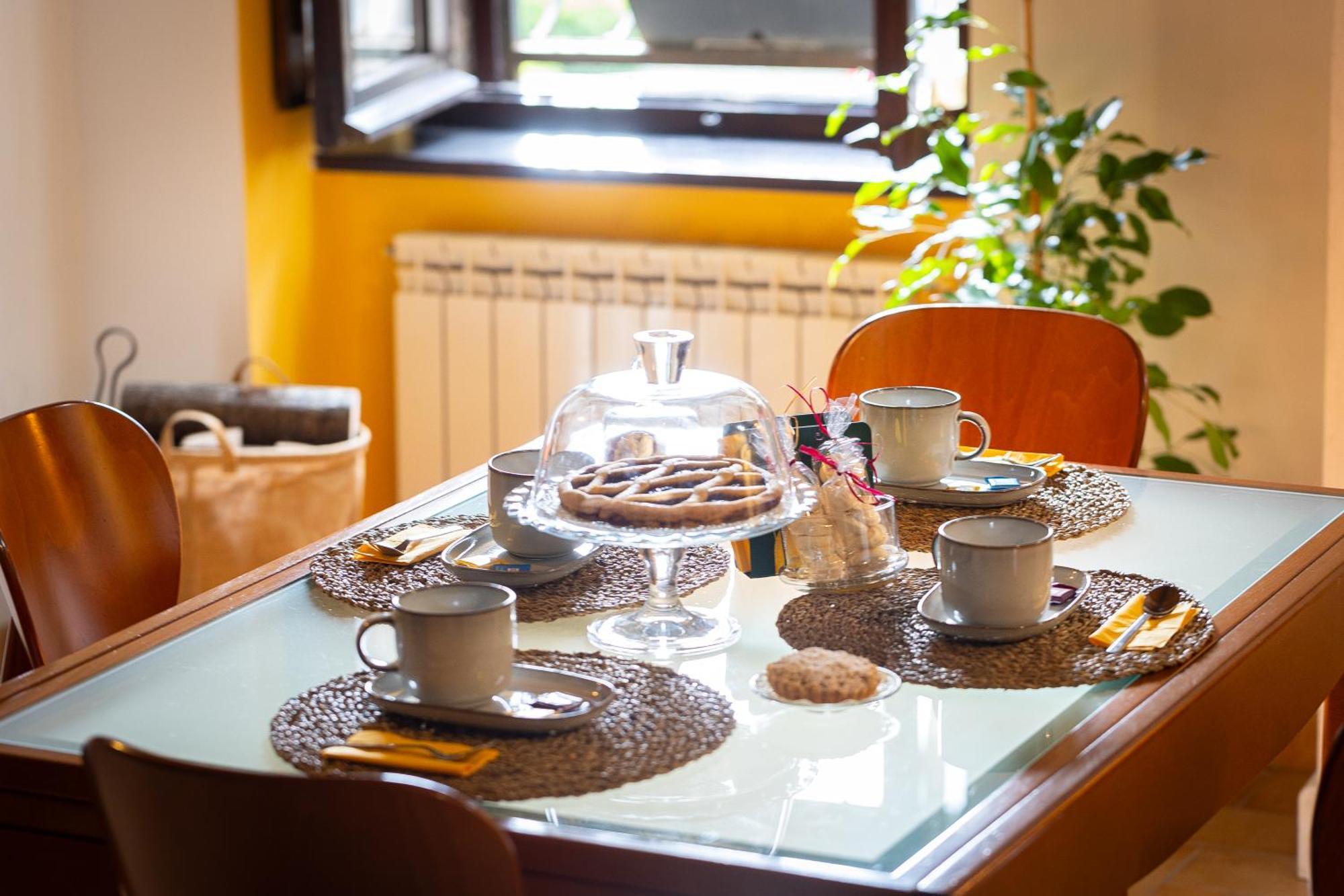 La Casa Di Pepe Bed & Breakfast ซูตรี ภายนอก รูปภาพ